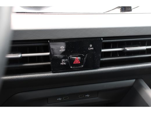 Volkswagen Golf 1.5 TSI | AFN. TREKHAAK | STOELVERWARMING | ADAPTIVE CRUISE | CAMERA | PARK. SENS V+A | APPLE CAR... ActivLease financial lease