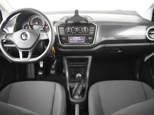 Volkswagen up! 1.0 66pk | FABRIEKSGARANTIE TOT 01-2028 | 3131 Kilometers | DAB radio | LED dagrijverlichting | A... ActivLease financial lease