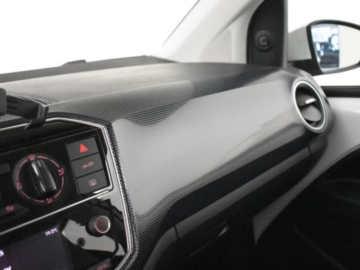 Volkswagen up! 1.0 66pk | FABRIEKSGARANTIE TOT 01-2028 | 3131 Kilometers | DAB radio | LED dagrijverlichting | A... ActivLease financial lease