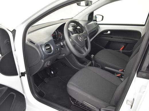 Volkswagen up! 1.0 66pk | FABRIEKSGARANTIE TOT 01-2028 | 3131 Kilometers | DAB radio | LED dagrijverlichting | A... ActivLease financial lease