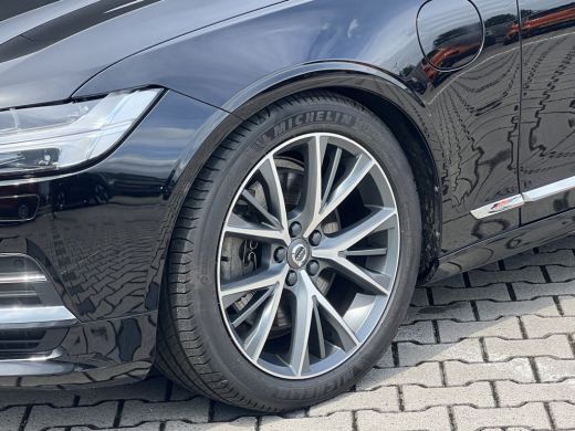 Volvo  V90 T8 AWD Inscription | Panoramadak | Harman/Kardon | Camera | Trekhaak | Keyless | DAB | Adaptive L... ActivLease financial lease