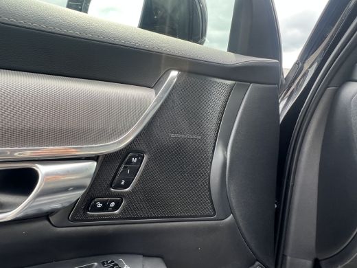 Volvo  V90 T8 AWD Inscription | Panoramadak | Harman/Kardon | Camera | Trekhaak | Keyless | DAB | Adaptive L... ActivLease financial lease
