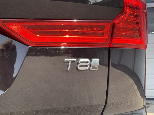 Volvo  XC60 2.0 T8 Twin Engine AWD PHEV Pano Carplay Trekhaak Cam Led Voll.Onderhouden Plug-in! ActivLease financial lease