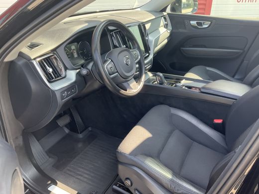 Volvo  XC60 2.0 T8 Twin Engine AWD PHEV Pano Carplay Trekhaak Cam Led Voll.Onderhouden Plug-in! ActivLease financial lease