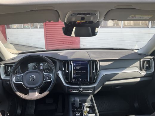 Volvo  XC60 2.0 T8 Twin Engine AWD PHEV Pano Carplay Trekhaak Cam Led Voll.Onderhouden Plug-in! ActivLease financial lease