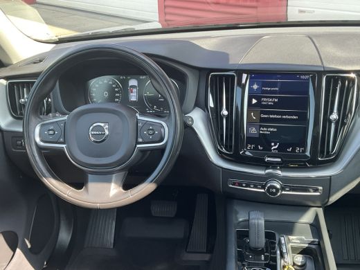 Volvo  XC60 2.0 T8 Twin Engine AWD PHEV Pano Carplay Cam Led Voll.Onderhouden Plug-in! ActivLease financial lease