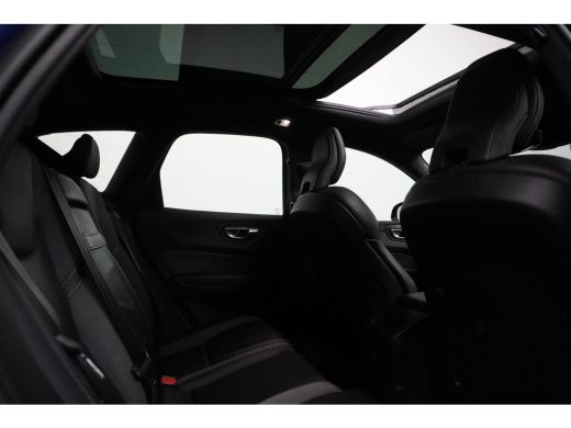Volvo  XC60 T6 Recharge AWD R-Design | Harman Kardon | Panoramadak | 360° Camera | BLIS | Elek. stoelen | Sto... ActivLease financial lease