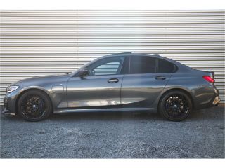 BMW 3 Serie 330e M Sport Pano / Laser / 360 camera / Elec stoelen / Trekhaak / Dode hoek /
