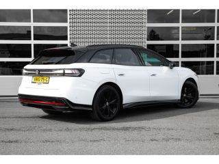 Volkswagen ID.7 286pk Pro S | 360 camera | Adaptive Cruise | Keyless | Head-Up |