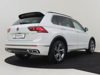 Volkswagen Tiguan 1.4 TSI eHybrid R-Line Business+ 245pk | Head up display | Keyless | 360 camera | Adaptief cruise...