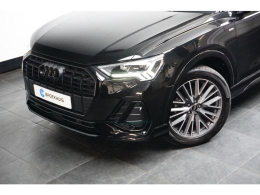 Audi Q3 35 TFSI 150 pk S edition Competition | Achteruitrijcamera | Apple Carplay/Android Auto|telefoonin... ActivLease financial lease