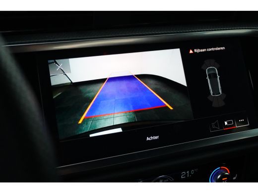 Audi Q3 35 TFSI 150 pk S edition Competition | Achteruitrijcamera | Apple Carplay/Android Auto|telefoonin... ActivLease financial lease