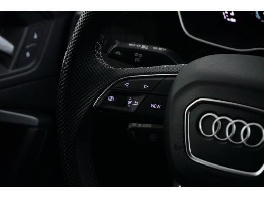 Audi Q3 35 TFSI 150 pk S edition Competition | Achteruitrijcamera | Apple Carplay/Android Auto|telefoonin... ActivLease financial lease