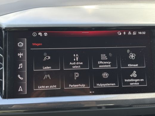 Audi Q4 e-tron 45 quattro S Edition 82 kWh Privacy glas | Optiek zwart plus | Achteruitrijcamera ActivLease financial lease