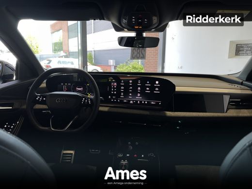 Audi Q6 e-tron S edition e-tron 83Kwh 252 PK | Panoramadak | 20'' Velgen | Stoelverwarming voor- en achterin | M... ActivLease financial lease