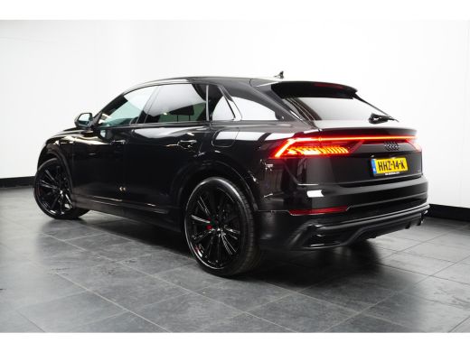 Audi Q8 60 TFSI e 462 pk quattro Pro Line S Competition | Achterbank verwarmd | Achteruitrijcamera | Buit... ActivLease financial lease