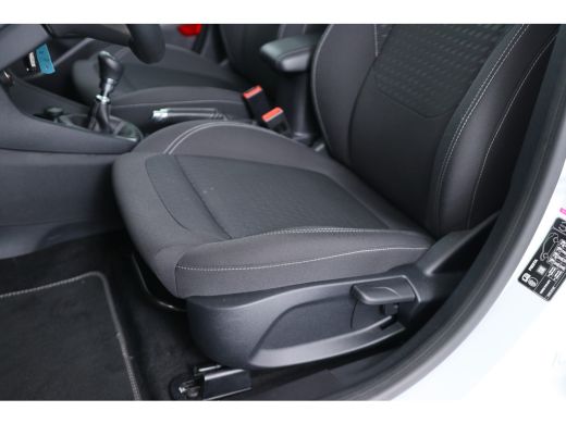 Ford Fiesta 1.0 EcoBoost Titanium | Navi | Winter Pack | Clima | Cruise | Parkeersensoren | Lcihtmetalen Velg... ActivLease financial lease