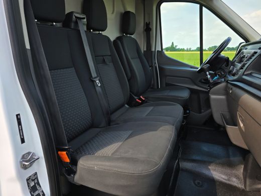 Ford Transit 350 2.0 TDCI L2 H2 - 130 Pk - Euro 6 - Airco - Cruise Control ActivLease financial lease