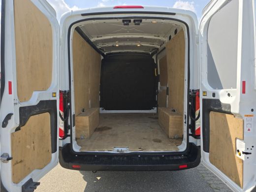 Ford Transit 350 2.0 TDCI L2 H2 - 130 Pk - Euro 6 - Airco - Cruise Control ActivLease financial lease