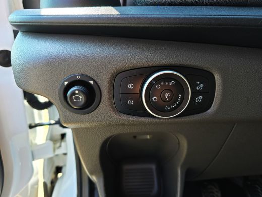 Ford Transit 350 2.0 TDCI L2 H2 - 130 Pk - Euro 6 - Airco - Cruise Control ActivLease financial lease