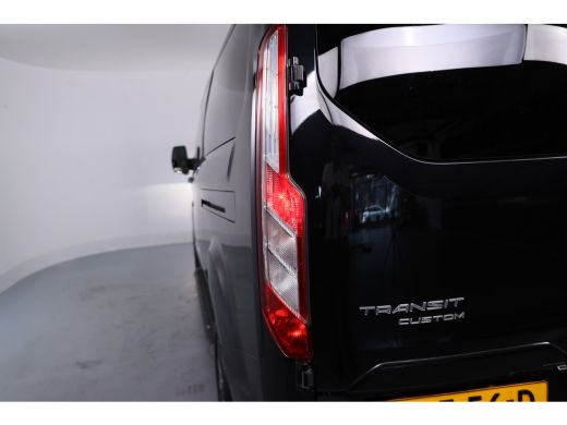 Ford Transit Custom 320 2.0 TDCI L2H1 Platinum Edition | Lederen Bekleding | Trekhaak | Dubbele Schuifdeur | Stoelver... ActivLease financial lease