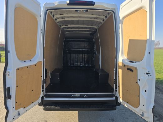 Iveco Daily 35S14V 2.3 352L H2 L2L H2 - 140 Pk - Euro 6 - Climate Control - Cruise Control ActivLease financial lease