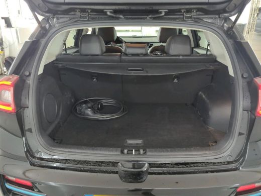 Kia e-Niro ExecutiveLine 64 kWh | Leder | Navi | Camera | JBL | ActivLease financial lease