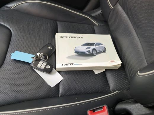 Kia e-Niro ExecutiveLine 64 kWh | Leder | Navi | Camera | JBL | ActivLease financial lease