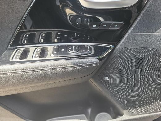 Kia e-Niro ExecutiveLine 64 kWh | Leder | Navi | Camera | JBL | ActivLease financial lease