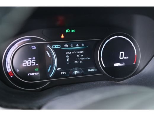 Kia Niro EV DynamicLine 64 kWh | Dealer onderhouden | Camera | Stoel-/stuurverwarming | Keyless Entry | Clima... ActivLease financial lease