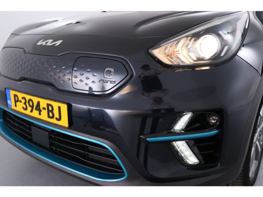 Kia Niro EV DynamicLine 64 kWh | Dealer onderhouden | Camera | Stoel-/stuurverwarming | Keyless Entry | Clima... ActivLease financial lease