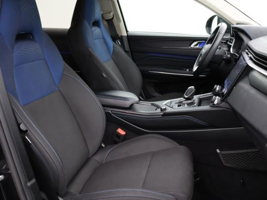 Lynk & Co 01 1.5 HYBRID + PANORAMA | ADAPTIVE CRUISE | STOELVERW. | CAMERA | 20 INCH | CARPLAY ActivLease financial lease