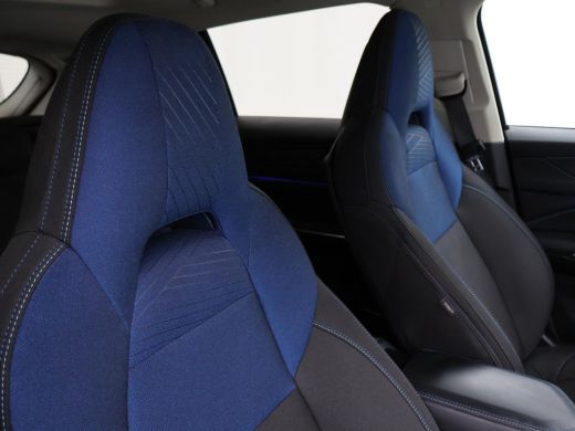 Lynk & Co 01 1.5 HYBRID + PANORAMA | ADAPTIVE CRUISE | STOELVERW. | CAMERA | 20 INCH | CARPLAY ActivLease financial lease