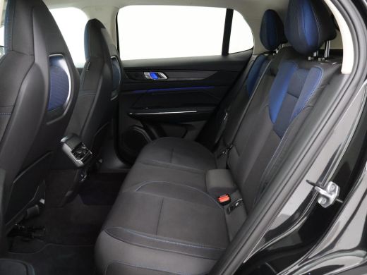 Lynk & Co 01 1.5 HYBRID + PANORAMA | ADAPTIVE CRUISE | STOELVERW. | CAMERA | 20 INCH | CARPLAY ActivLease financial lease