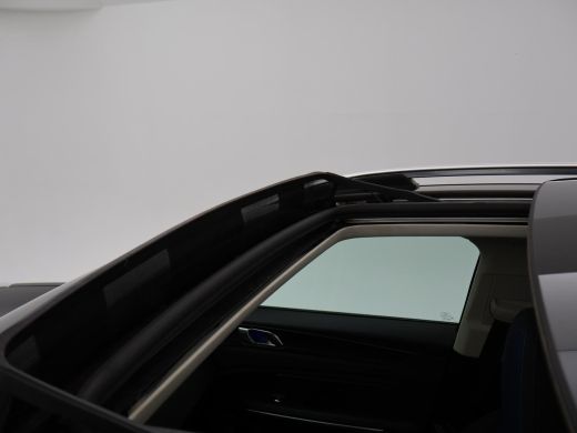 Lynk & Co 01 1.5 HYBRID + PANORAMA | ADAPTIVE CRUISE | STOELVERW. | CAMERA | 20 INCH | CARPLAY ActivLease financial lease