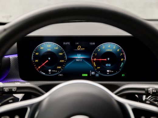 Mercedes-Benz A-Klasse 250 e Business Solution Luxury 218Pk Automaat (GROOT NAVI, SFEERVERLICHTING, WIDESCREEN, CAMERA, ... ActivLease financial lease