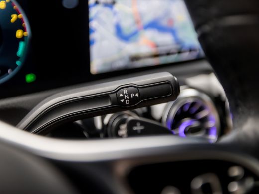 Mercedes-Benz A-Klasse 250 e Business Solution Luxury 218Pk Automaat (GROOT NAVI, SFEERVERLICHTING, WIDESCREEN, CAMERA, ... ActivLease financial lease