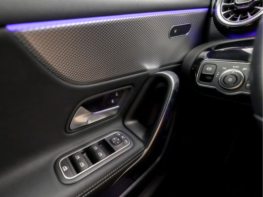 Mercedes-Benz A-Klasse 250 e Business Solution Luxury 218Pk Automaat (GROOT NAVI, SFEERVERLICHTING, WIDESCREEN, CAMERA, ... ActivLease financial lease