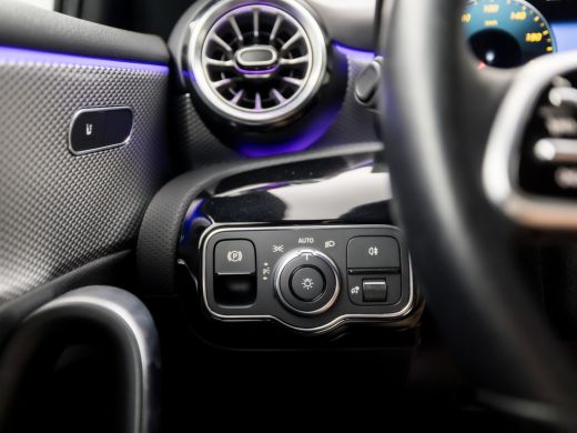 Mercedes-Benz A-Klasse 250 e Business Solution Luxury 218Pk Automaat (GROOT NAVI, SFEERVERLICHTING, WIDESCREEN, CAMERA, ... ActivLease financial lease