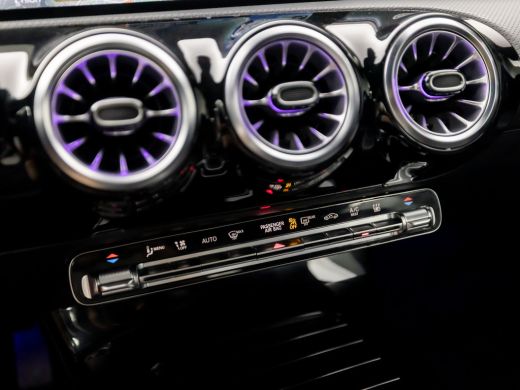 Mercedes-Benz A-Klasse 250 e Business Solution Luxury 218Pk Automaat (GROOT NAVI, SFEERVERLICHTING, WIDESCREEN, CAMERA, ... ActivLease financial lease