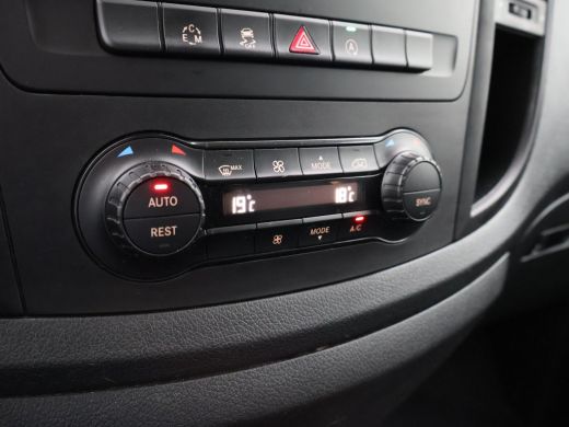 Mercedes-Benz Vito 114 CDI AUT. DUBBEL CABINE LANG 1e EIGENAAR + NAVIGATIE | CAMERA CLIMATE | TREKHAAK | CRUISE ActivLease financial lease
