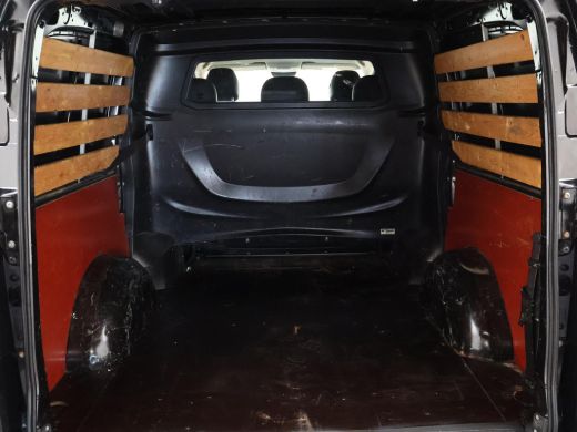 Mercedes-Benz Vito 114 CDI AUT. DUBBEL CABINE LANG 1e EIGENAAR + NAVIGATIE | CAMERA CLIMATE | TREKHAAK | CRUISE ActivLease financial lease