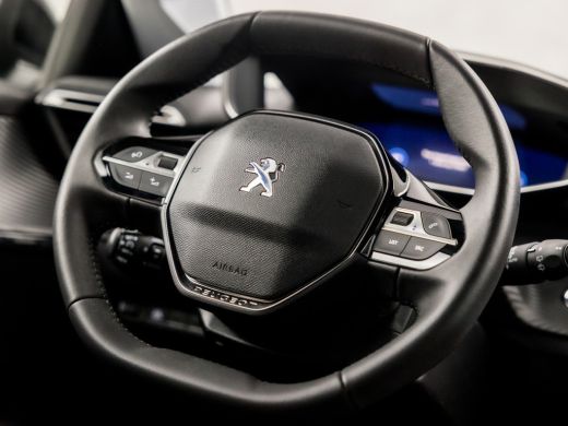 Peugeot 208 1.2 PureTech Allure Deluxe (VIRTUAL COCKPIT, APPLE CARPLAY, GROOT NAVI, 360 CAMERA, LEDER, SPORTS... ActivLease financial lease