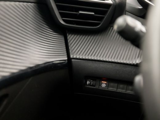Peugeot 208 1.2 PureTech Allure Deluxe (VIRTUAL COCKPIT, APPLE CARPLAY, GROOT NAVI, 360 CAMERA, LEDER, SPORTS... ActivLease financial lease