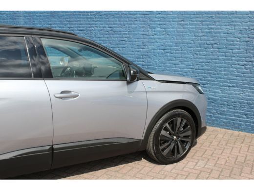 Peugeot 3008 1.6 HYbrid 225 Blue Lease GT | Automaat | Navigatie | Camera | Black Pack | Panorama/schuifdak | ... ActivLease financial lease