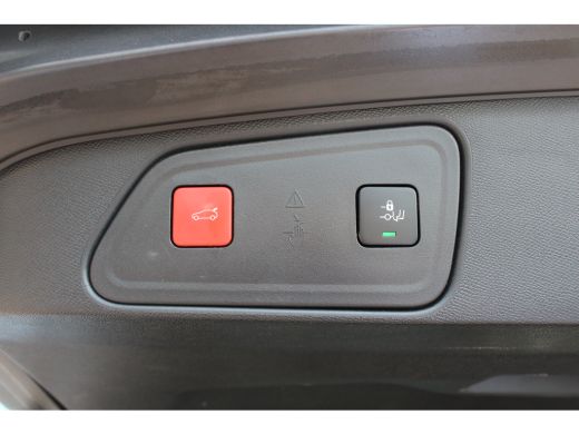 Peugeot 3008 1.6 HYbrid 225 Blue Lease GT | Automaat | Navigatie | Camera | Black Pack | Panorama/schuifdak | ... ActivLease financial lease