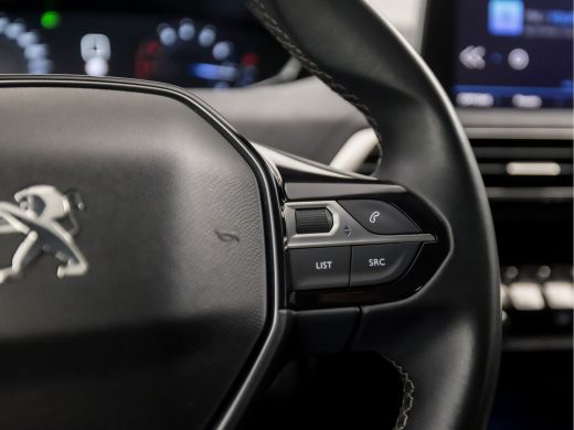 Peugeot 5008 1.2 PureTech Sport 7 Persoons (APPLE CARPLAY, GROOT NAVI, PARKEERSENSOREN, SPORTSTOELEN, CRUISE, ... ActivLease financial lease