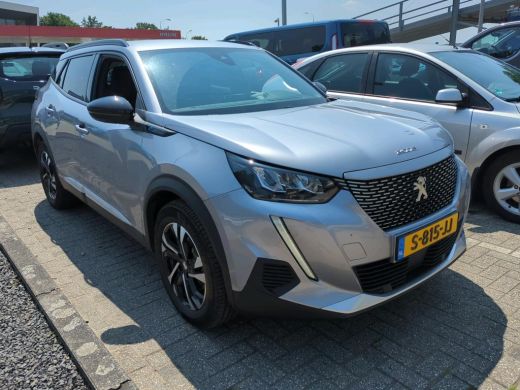 Peugeot e-2008 EV Allure Pack 50 kWh | Clima | Cruise | Stoelverwarming | Camera | | Achteruitrijcamera | Airco ... ActivLease financial lease