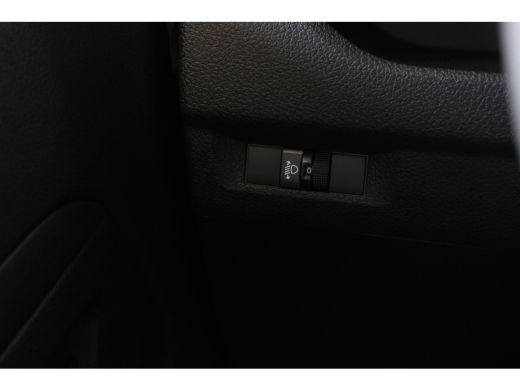 Peugeot e-Expert EV L2 75 kWh 5,9% RENTE | Navi | Parkeerhulp achter | Airco | Zijschuifdeur rechts | Stoelen voor | ActivLease financial lease