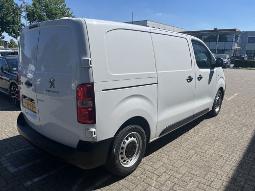 Peugeot e-Expert EV L2 75 kWh | Navi | Parkeerhulp achter | Airco | Zijschuifdeur rechts | Stoelen voor | ActivLease financial lease